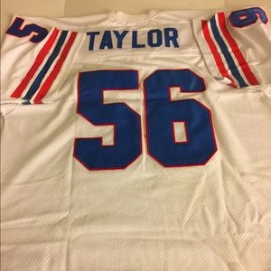 Lawrence Taylor NY Giants jersey